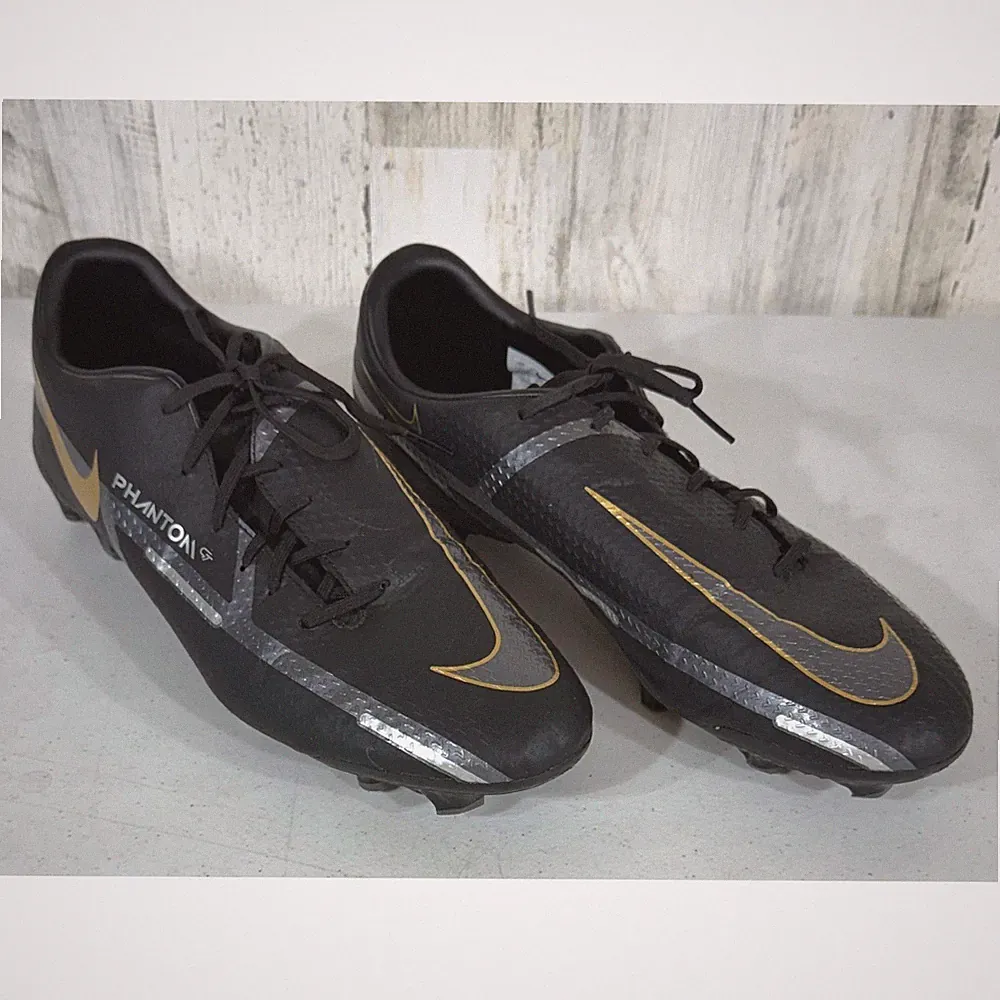 soccer cleats mens size 11