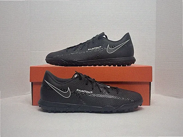 Nike Phantom GT2 Club TF Turf Soccer Shoes Men’s Size 7 Black DC0821-001 NEW