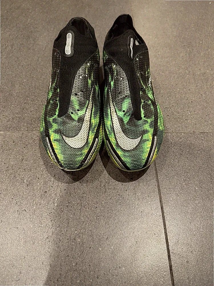 Nike Phantom GT2 Elite FG Men's Size U.S. 9 (Comes with Extra Laces)