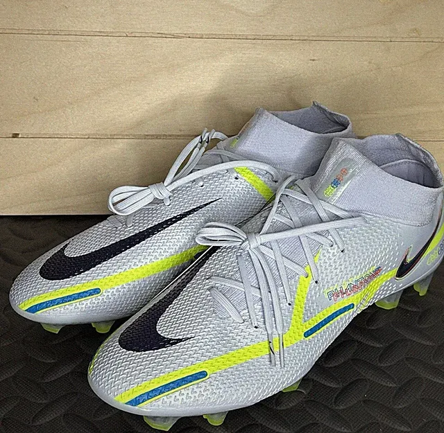 Nike Phantom GT2 Elite Soccer Cleats Mens Size 13 Progress Pack FG CZ9889-055