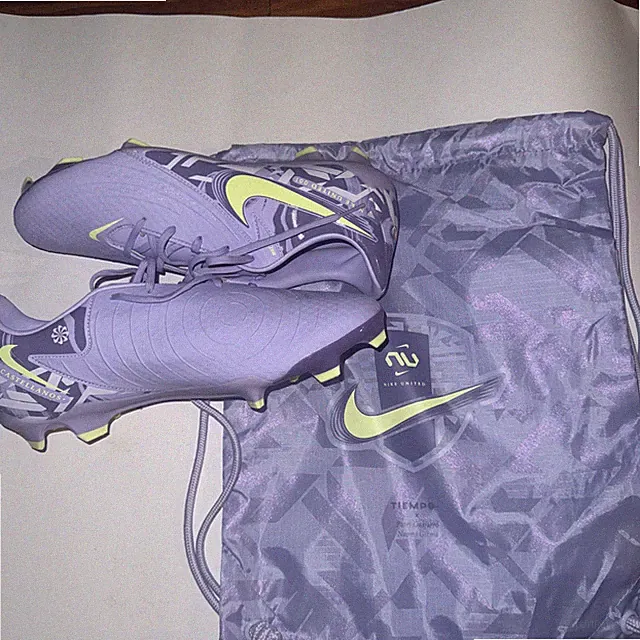 Nike Phantom GX 2 Academy FG/MG NU1 United Pack Purple Soccer Cleats With Bag