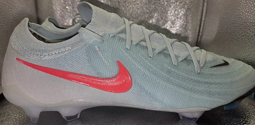 Nike Phantom GX 2 Elite FG Sise 13 Low Soccer Cleats Light Blue