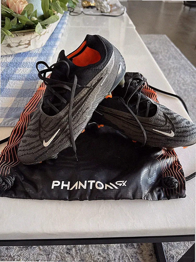 Nike Phantom GX Elite Soccer Cleats Size 6.5 Soft Ground
