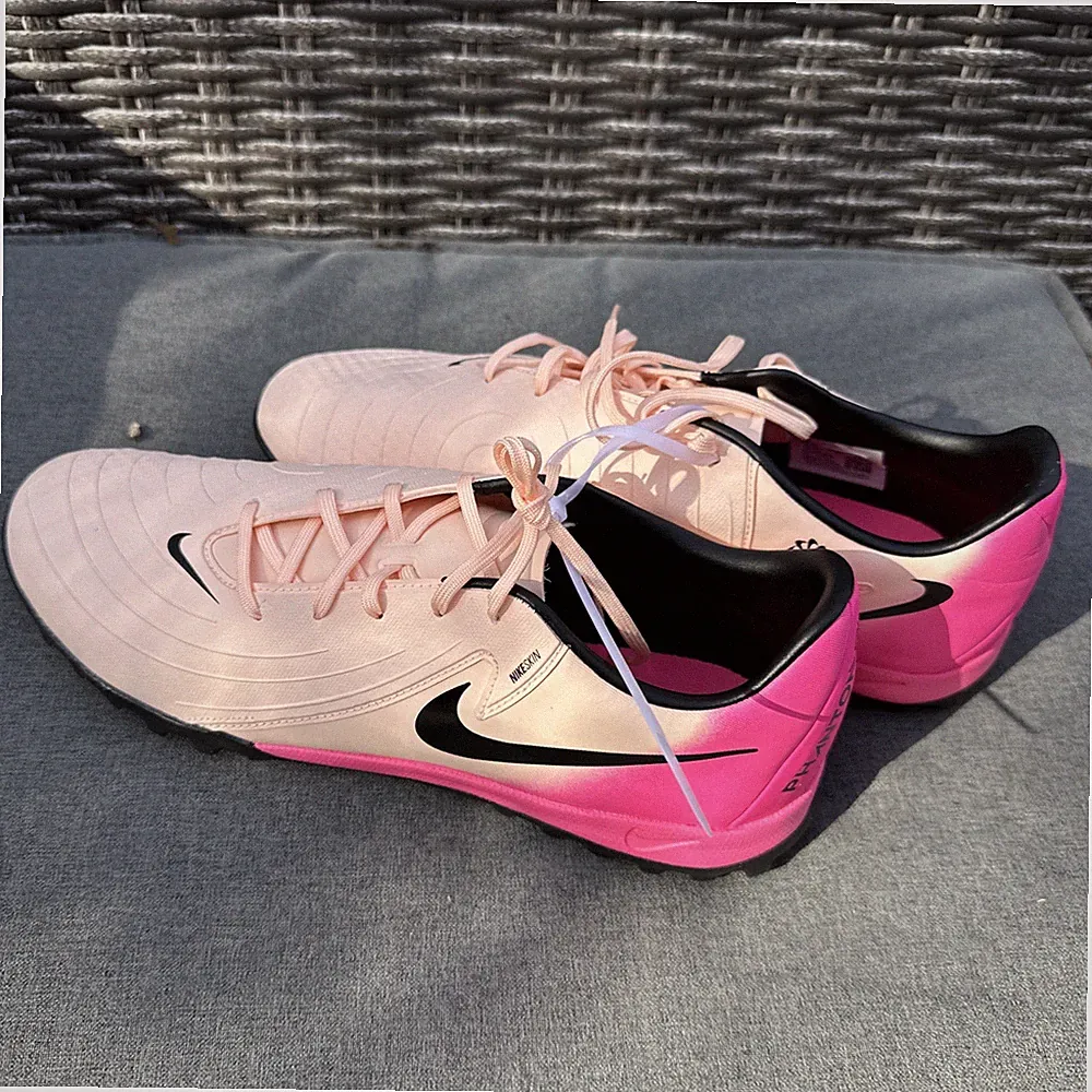 Nike Phantom GX II Academy TF turf soccer cleats crimson pink FJ2577-800 7.5-11