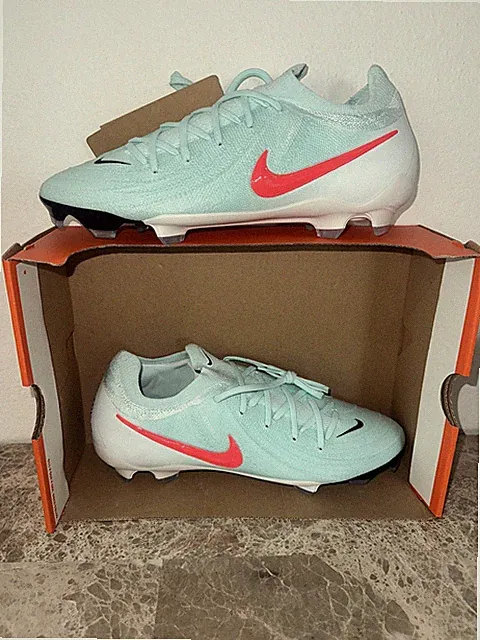 Nike Phantom GX II Pro FG ACC Mint Soccer Cleats Men’s Size 8 FJ2563-300