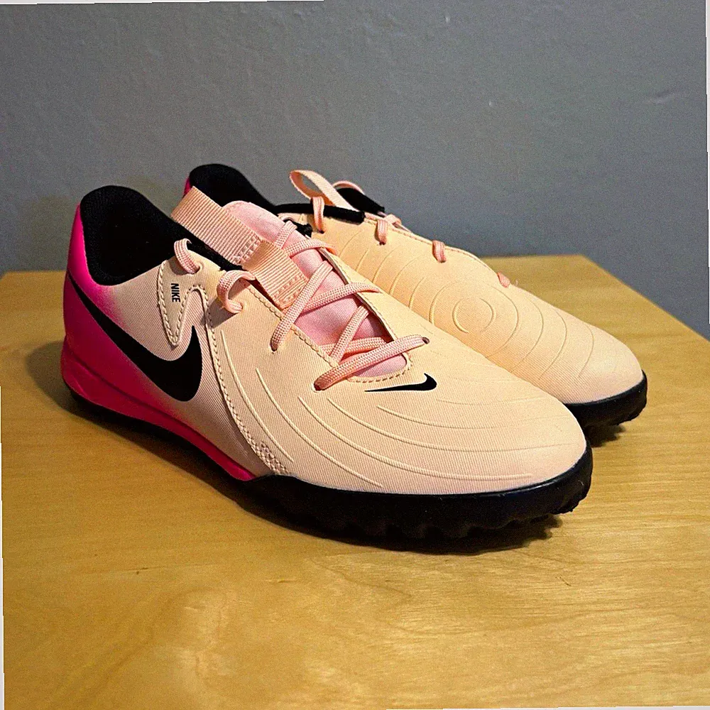 Nike Phantom GX Men's Low Top Turf Soccer Cleats Lace-Up Pink/Black
