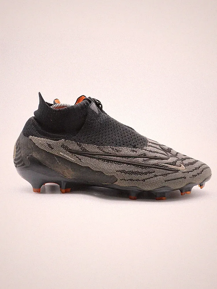 Nike Phantom GX Men's Size 9.5 Elite Gripknit DF FG Soccer Cleats Shadow Pack