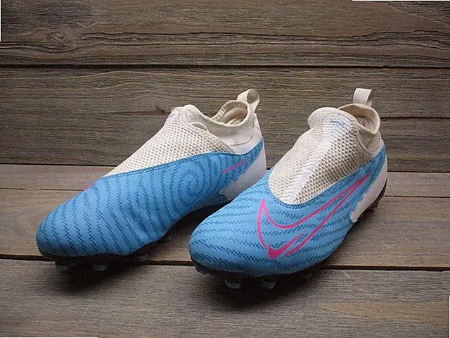 Nike Phantom GX Soccer Cleat Shoes Youth Size 6Y Blue White Pink Ghost Lace FG