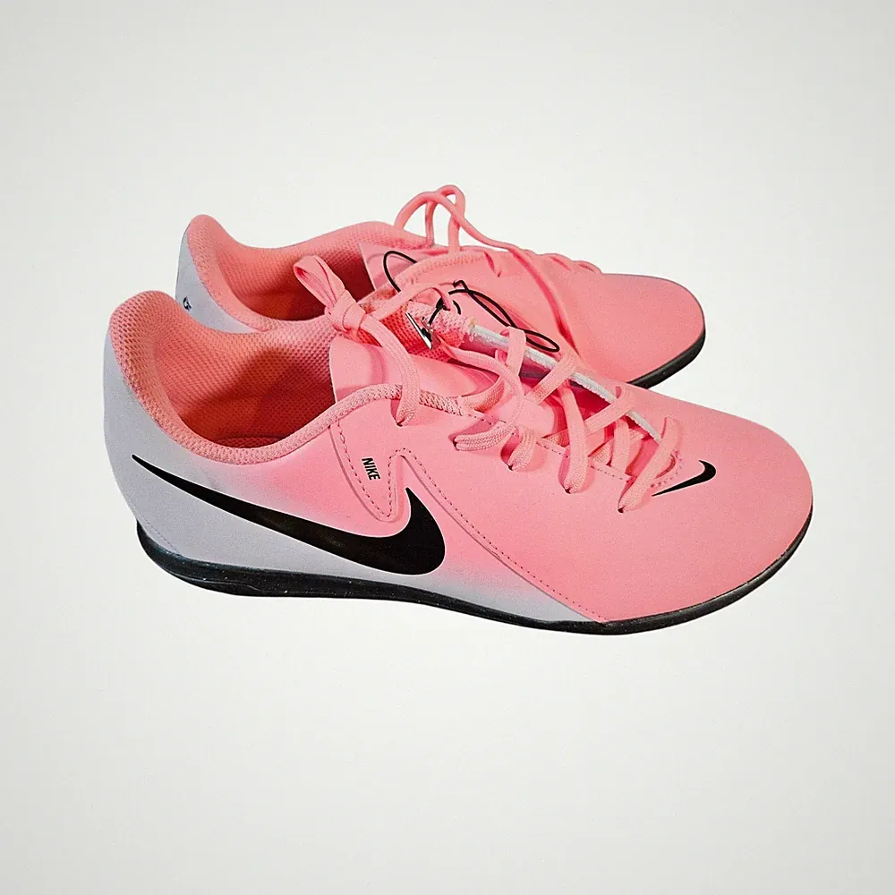 Nike Phantom GX Soccer Cleats Kids 5Y Pink White Indoor Court Athletic Shoes
