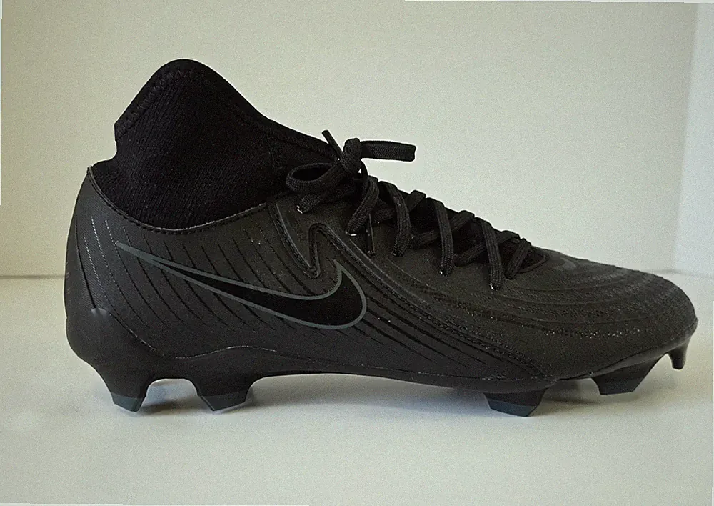 Nike Phantom Luna 2 Academy MG Shadow FD6725‑002 Girls Soccer Cleats Size 6