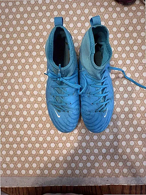 Nike Phantom Luna 2 Club FG Blue Soccer Cleats Size 6Y FJ2601-400