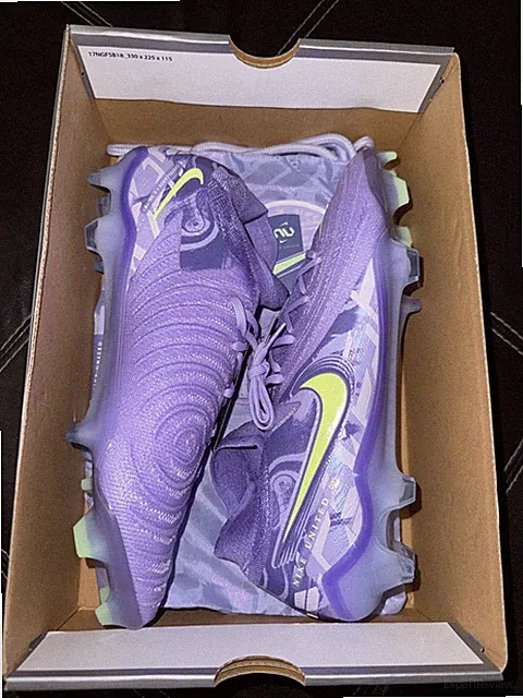 Nike Phantom Luna 2 Elite FG