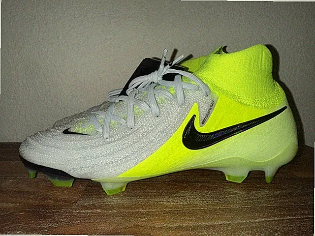 Nike Phantom Luna 2 Elite FG Pro Soccer Cleats HF4358-003 Volt Men’s Size 4.5