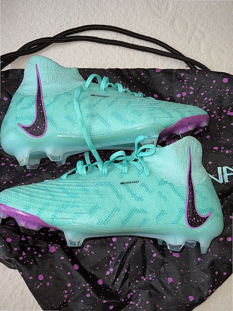 soccer cleats mens