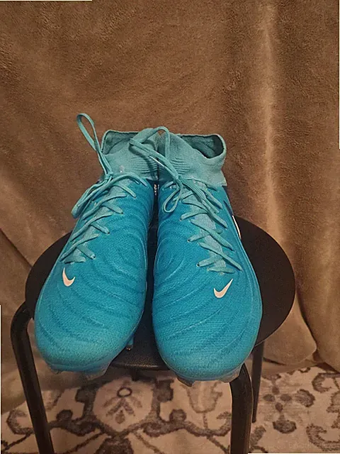 Nike Phantom Luna Blue Plastic Soccer Cleats Lace Up Mid Top