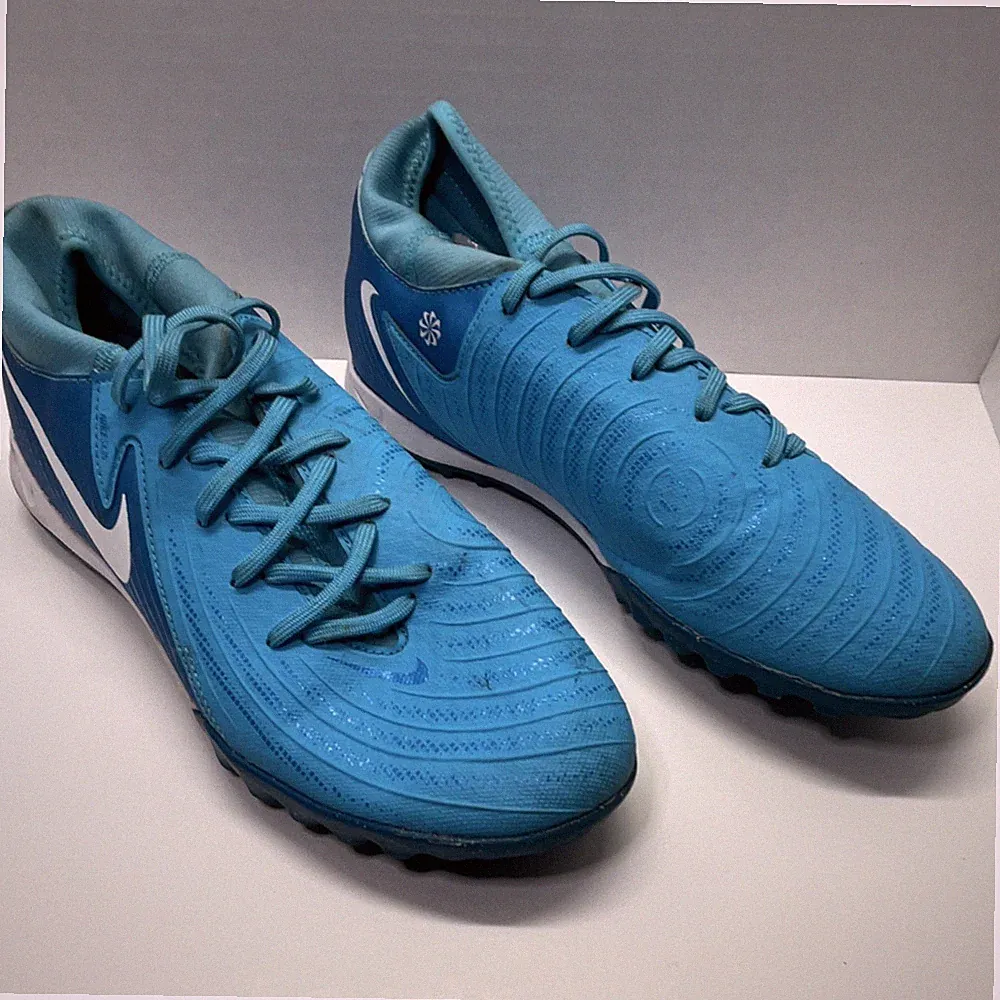 Nike Phantom Luna Blue White Low Top Indoor Soccer Cleats Sneaker Women Size 8
