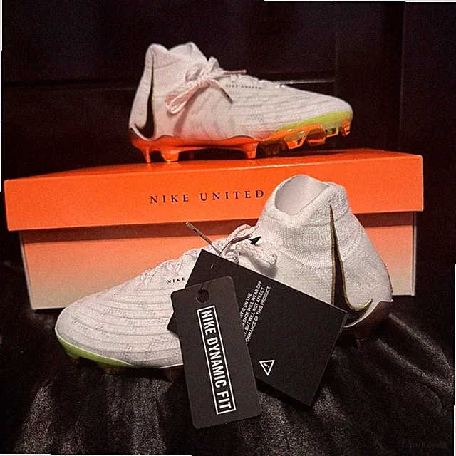 Nike Phantom Luna Elite FG ‘United Golden Pack’ #007/164 Size 5.5 Women