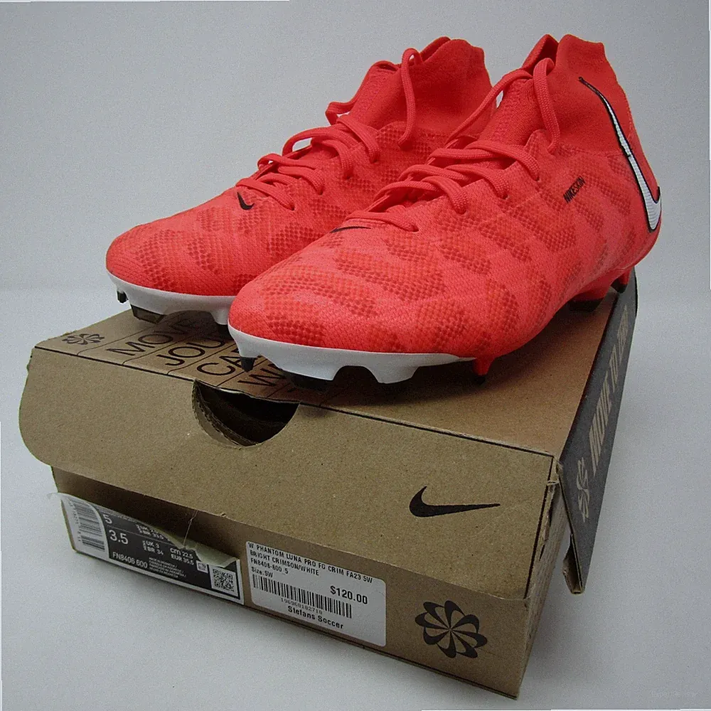 Nike Phantom Luna FG Soccer Cleats Women's Size 5 Bright Crimson Shoes NEW