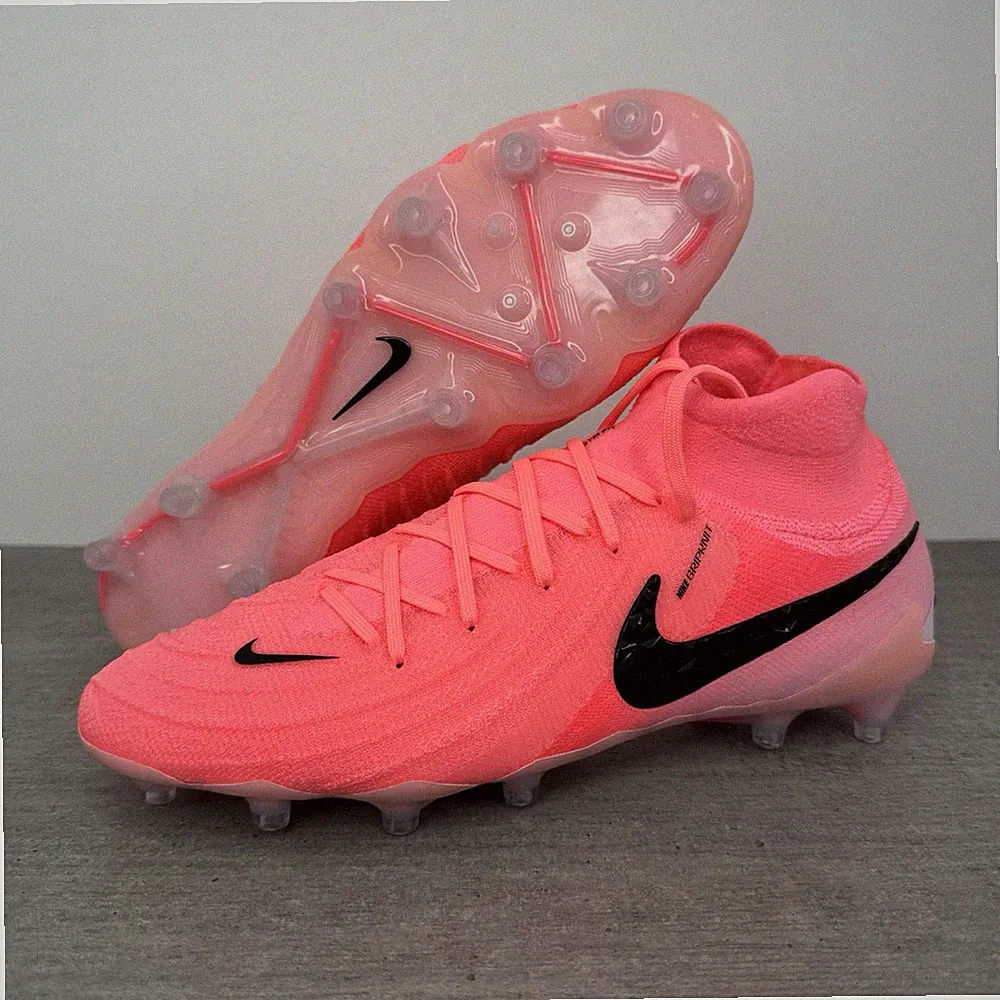soccer cleats size 8