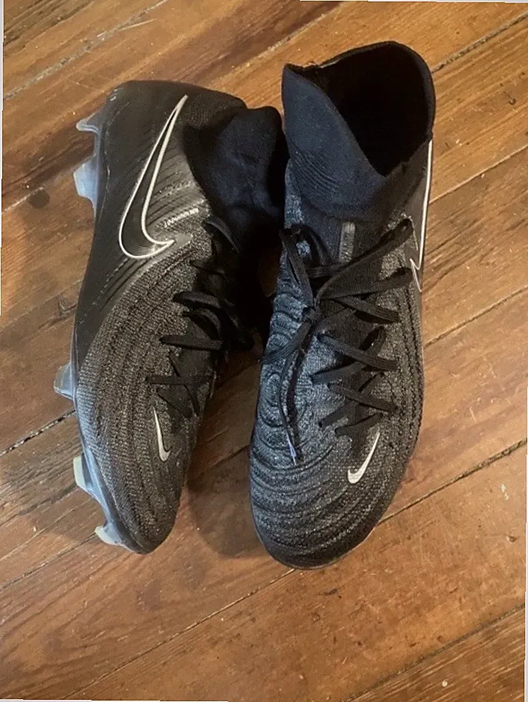 Nike Phantom Luna II Elite Firm Ground Soccer Cleats (Black/Black) Men's size 11