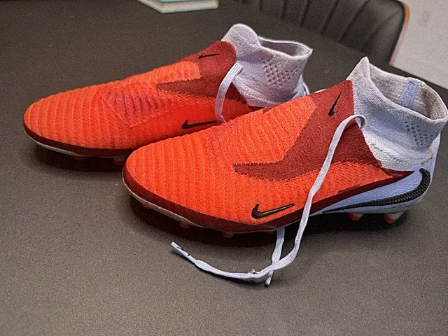 Nike Phantom Red White High Top Soccer Cleats Lace Up