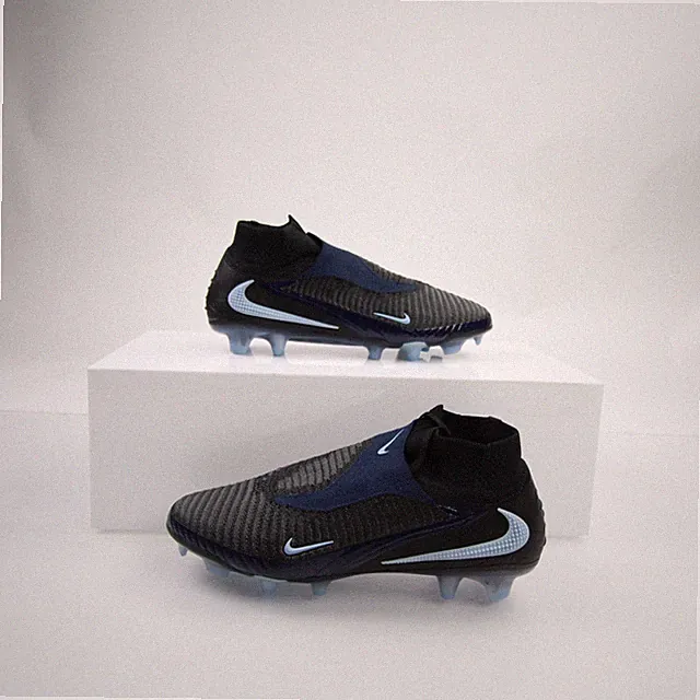 Nike Phantom Soccer Cleat Men's Black New without Box 8