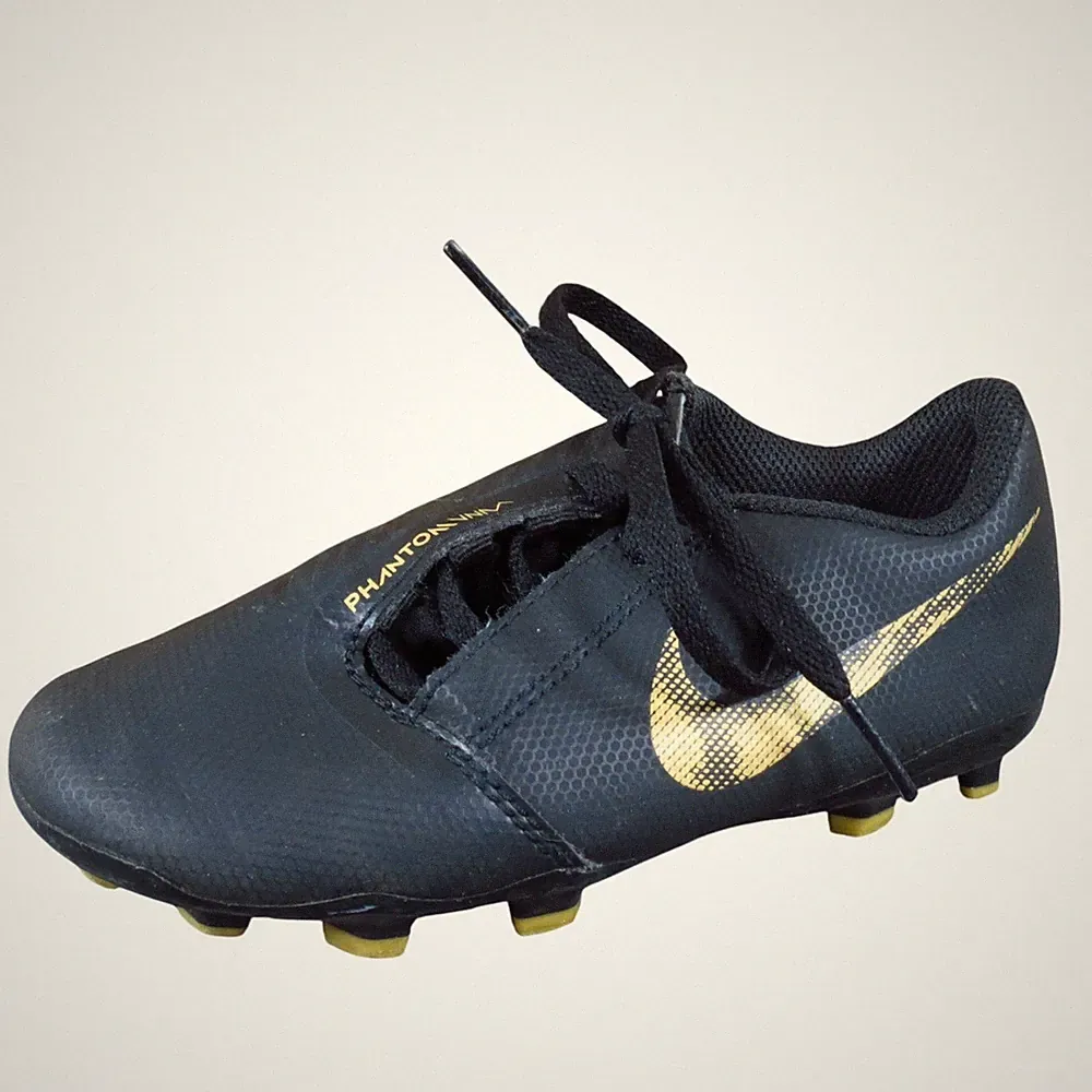 Nike Phantom Venom Club FG Kids Soccer Cleats Size 11 Black Gold Synthetic Firm