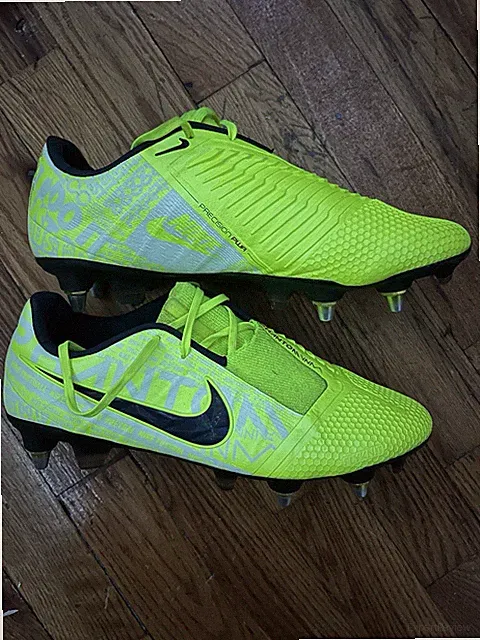 Nike Phantom Venom Elite SG Pro ACC Green Pro issued soccer cleats