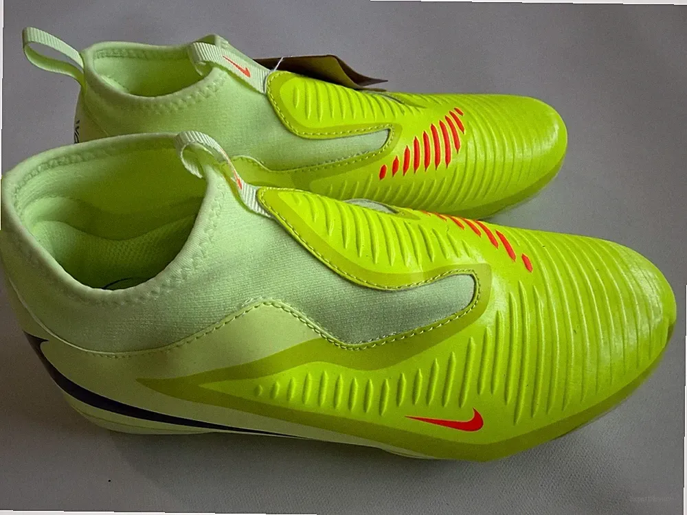 Nike Phantom Vision Academy Turf Neon Green Soccer Cleats 5Y
