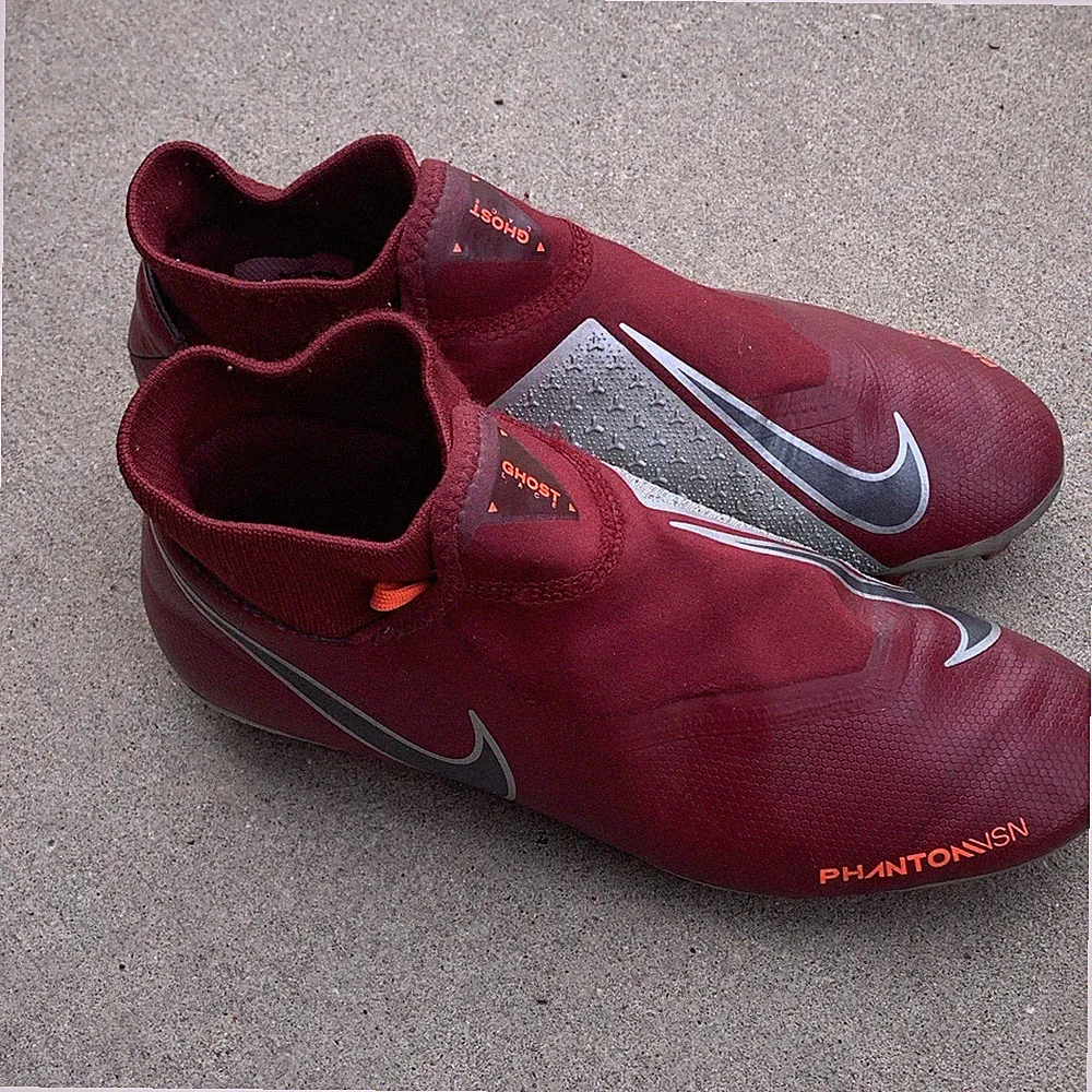 Nike Phantom Vision Burgundy Mid Top Slip-On Plastic Soccer Cleats AO3258-606