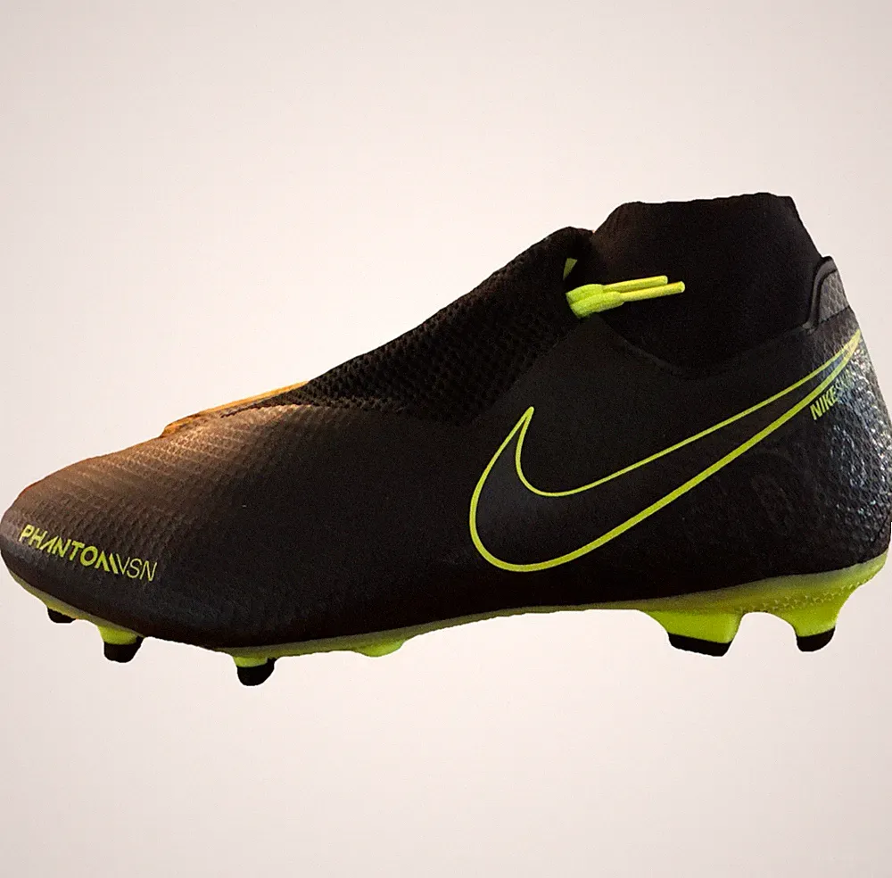 Nike Phantom Vision Men’s Soccer Mid Top Lace Up Cleats Black/Green US Men: 10