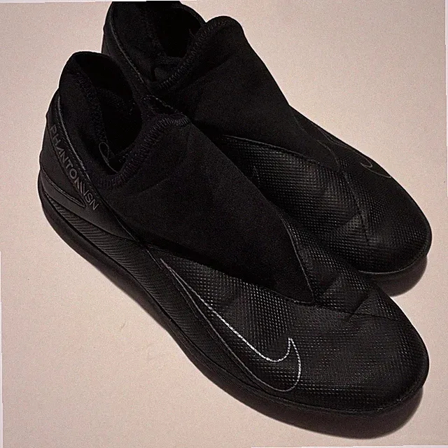 Nike Phantom VSN 2 Club DF IC Black Indoor Soccer Shoes size 10 men’s