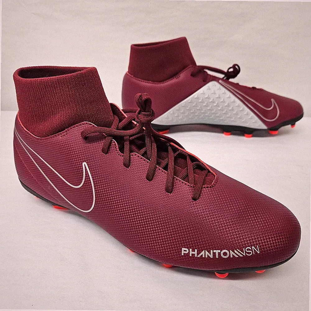 Nike Phantom VSN Club DF FG/MG Soccer Cleats AJ6959-606 Red Silver Men Size 10.5
