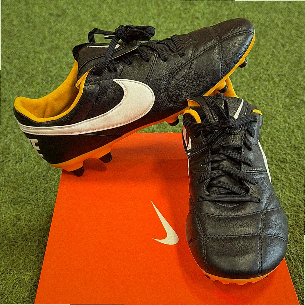 Nike Premier 2 FG Leather Black Pro Gold Soccer Cleats Size 6.5 - 917803-017