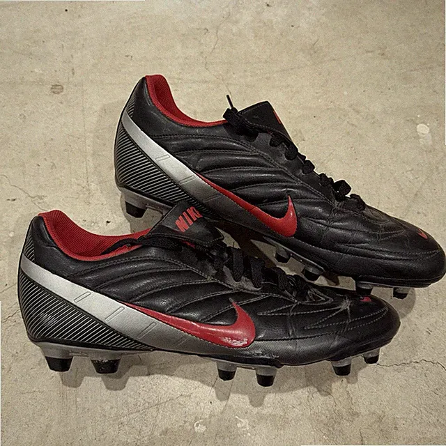 Nike Premier FG Soccer Cleats 316216-401 Black Red Mens Size 12 US Vintage