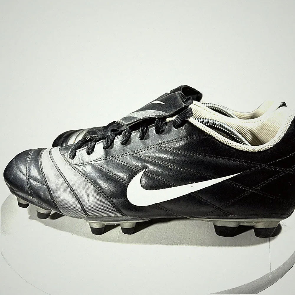 Nike Premier FG Tiempo Mens Soccer Cleats Black Shoes Size 13 Sneakers Leather
