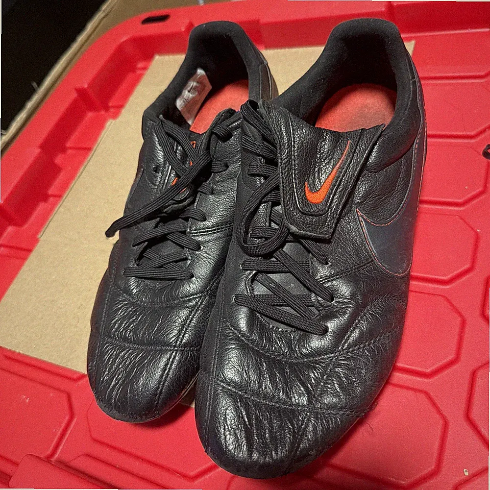 Nike Premier II 2 FG leather Men’s Soccer Cleats Size 9.5 US Black 917803-061
