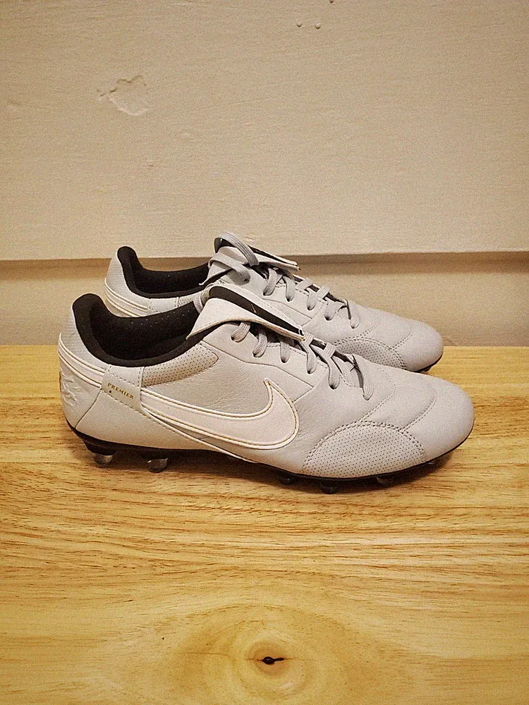 Nike Premier III 3 FG Leather Pure Platinum Soccer Cleats Sz 5.5 NEW AT5889 011