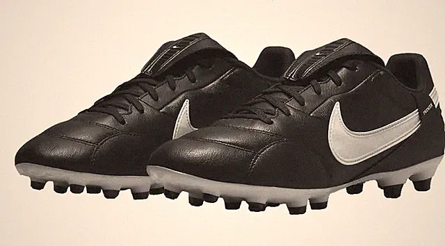 Nike Premier III 3 FG Soccer Boots Cleats Black/White AT5889-010 Men's Size 7