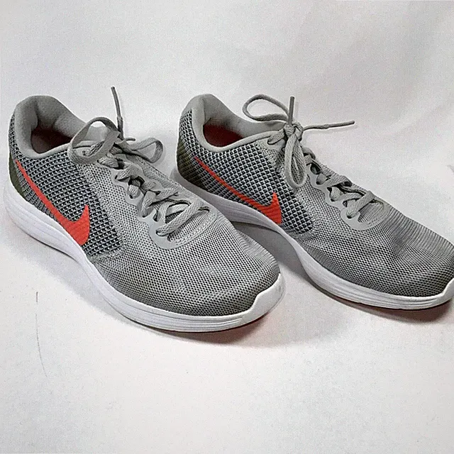 Nike Revolution 3 Womens Size 7.5 WIDE Grey Orange Running Shoes 819303-002
