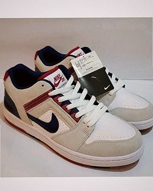 Nike SB Air Force II Low Philadelphia 76ers AO0300-100 Men's 10.5 RARE