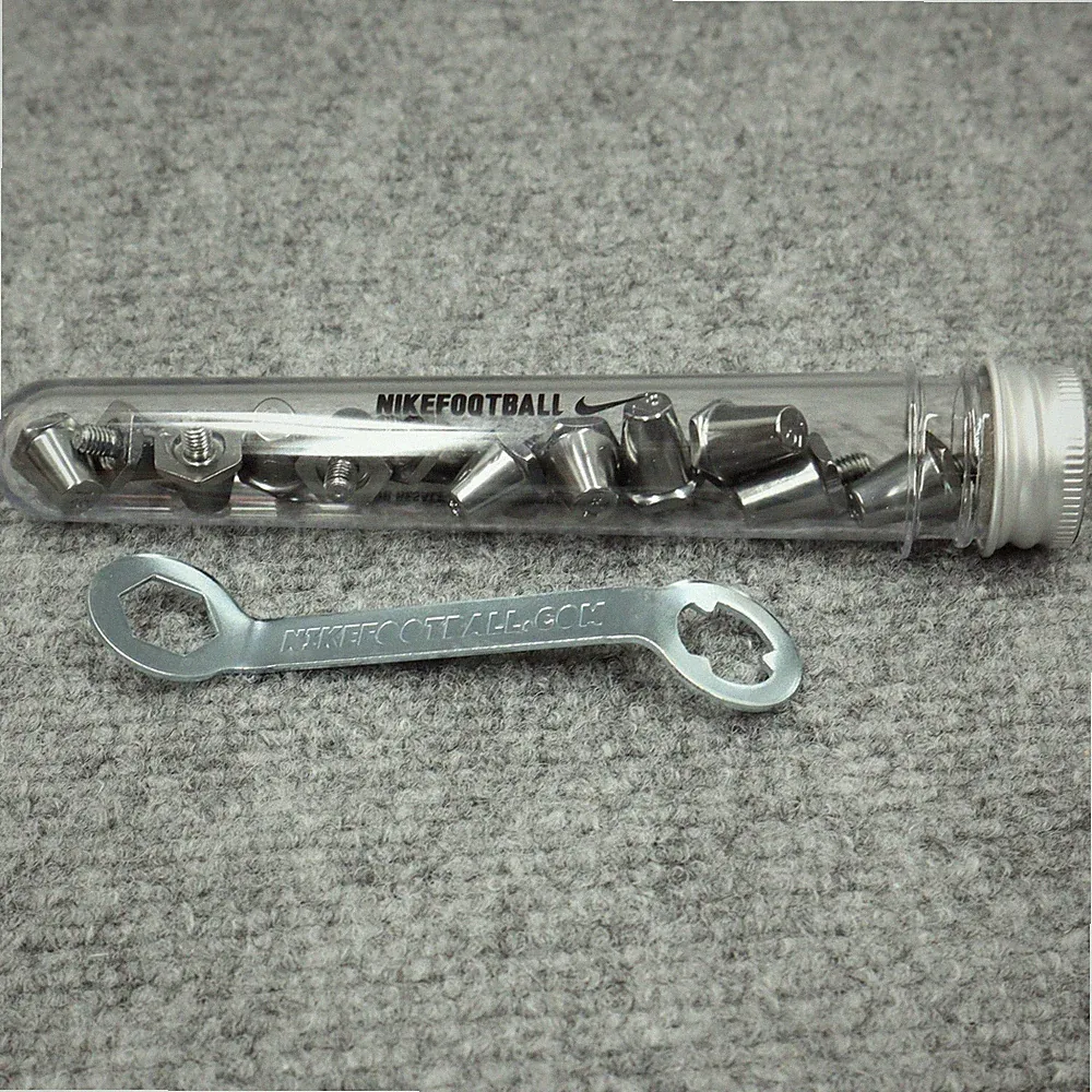 Nike SG Replacement Metal Studs Soccer Cleats 8 x 13mm + 4 x 15 mm + Tool
