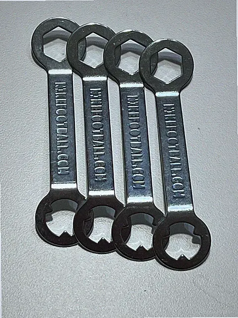 Nike SG Stud Cleat Key Wrench Tool Soft Ground Superfly Phantom Elite Soccer New