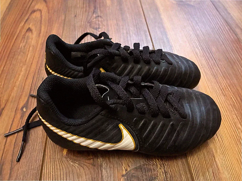 Nike Soccer Cleats Black Gold Boys Toddler Size 10C Youth Football 🔥FAST SHIP🔥