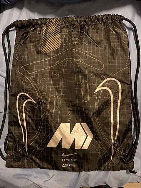 Nike Soccer Cleats Drawstring Bags Set Of 2. Please read description!