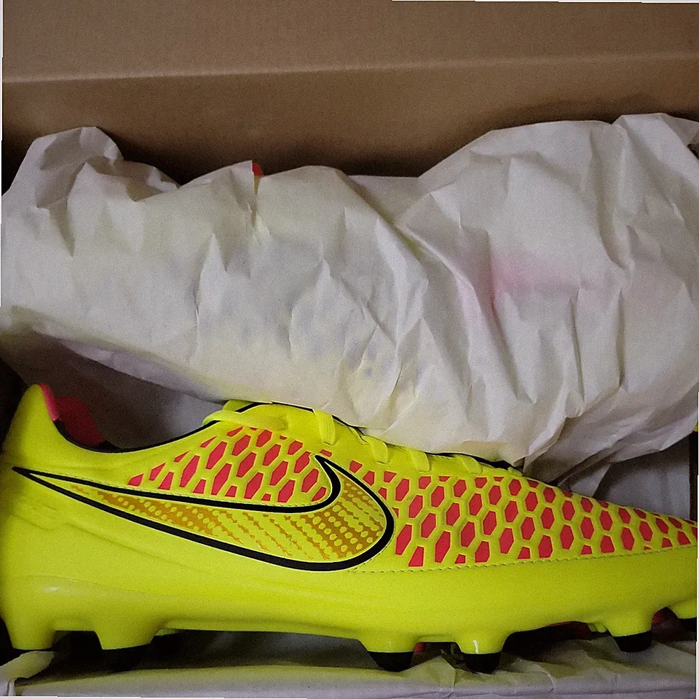 Nike Soccer Cleats Magista Orden FG - Size 12 - New In Box
