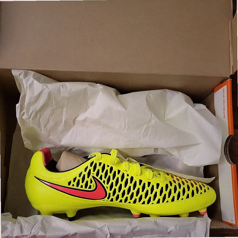 Nike Soccer Cleats Magista Orden FG - Size 8.5 - New In Box