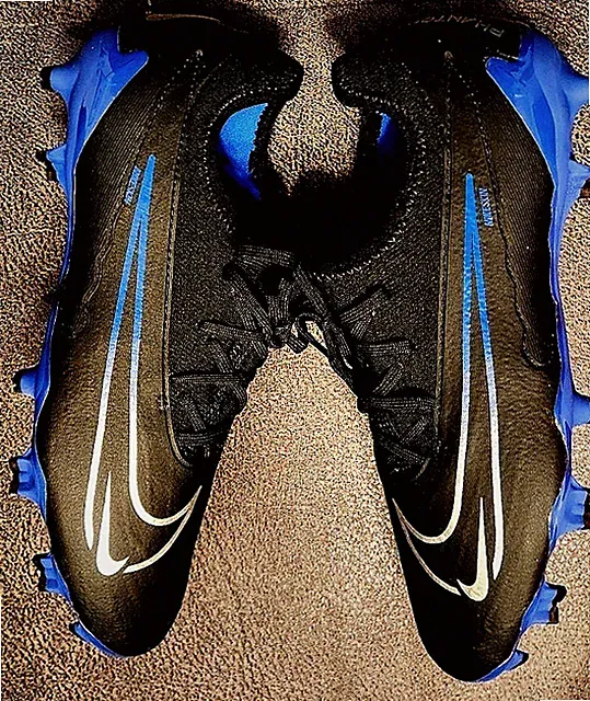 Nike Soccer Cleats Phantom GX Pro FG Black Chrome Hyper/Royal DD9463-040 M 7.5