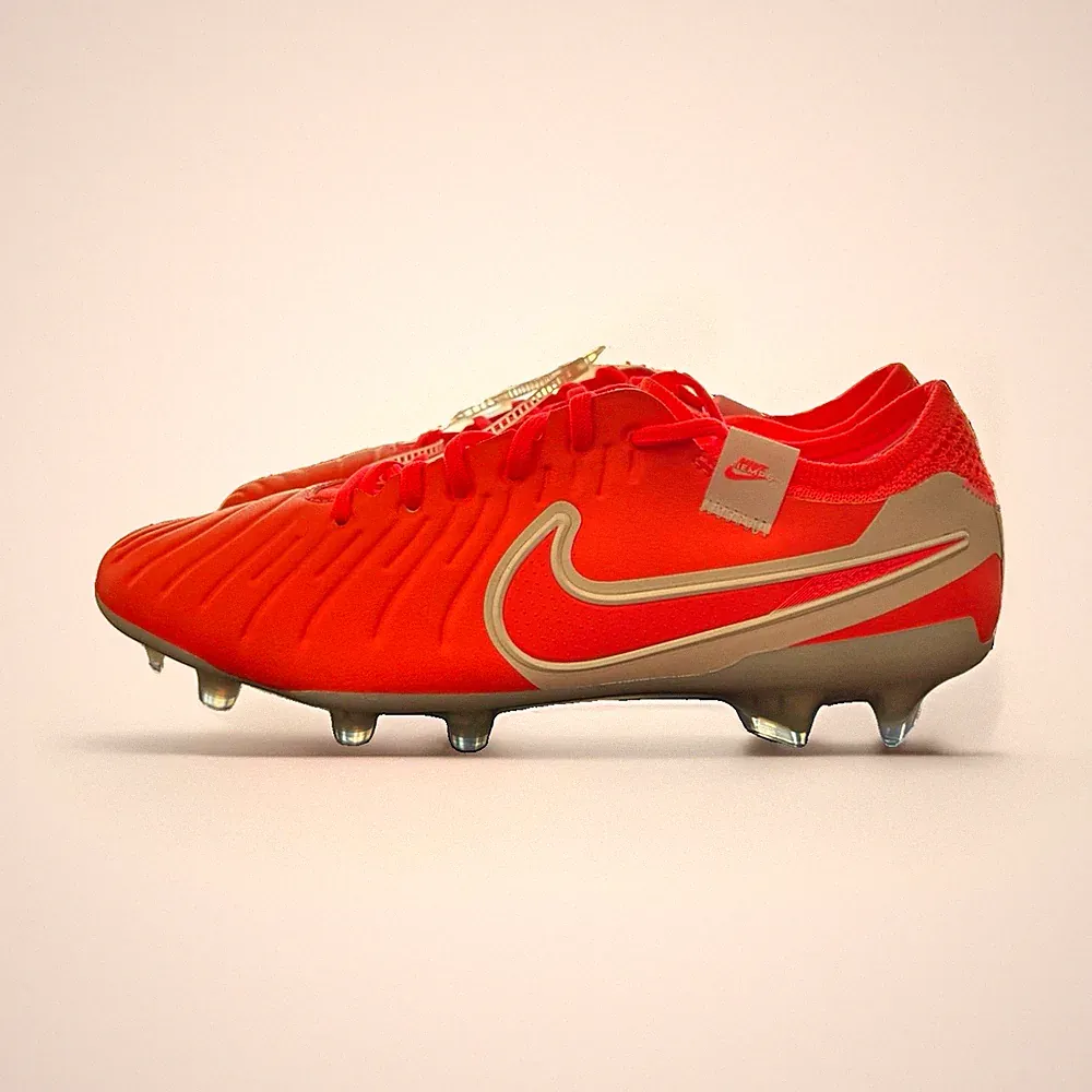Nike Soccer Cleats Pink, Tiempo Elite Firm Ground size 4us