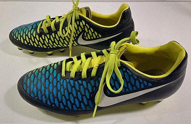 Nike Soccer Cleats Shoes US 8.5 652543-014 Blue/Yellow U.K. 7.5